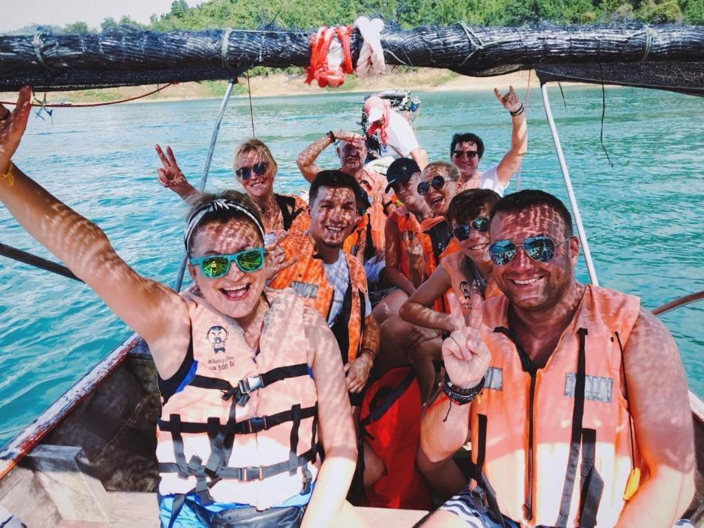 Sleepbox Hostel Suratthani Surat Thani Luaran gambar
